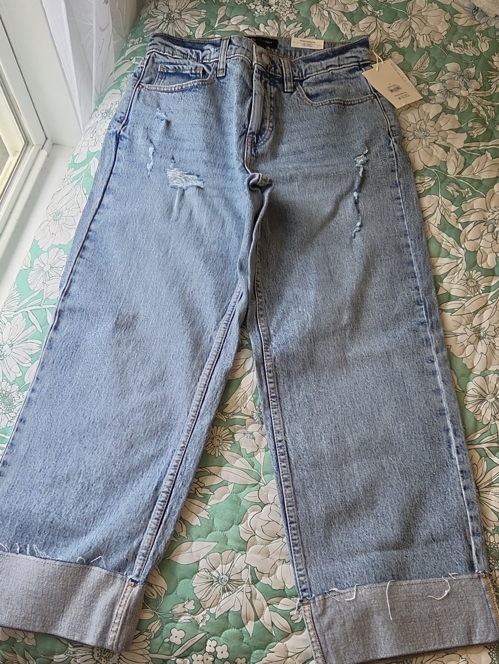 Classic Light Distressed Wash Cropped And Cuffed Women’s Jeans